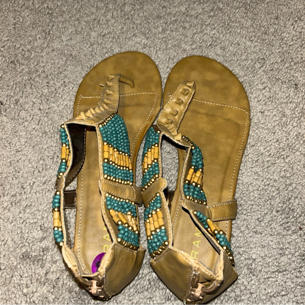 Rampage Women’s 8.5 Flat Beaded Sandals - Picture 2 of 6